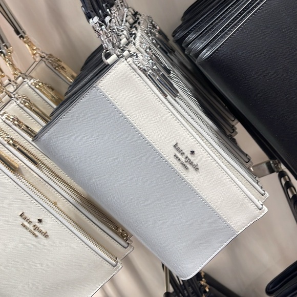 Kate Spade Madison Double Zip Wristlet Wallet Phone Case 
Platinum Grey Mult
NWT - Picture 5 of 16